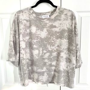 NWT Gilli oversized tie dye t-shirt